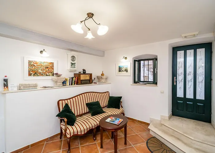 Solis Rooms Old Town